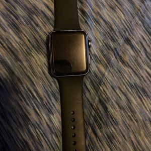 Apple Watch series 3 42mm charger comes with